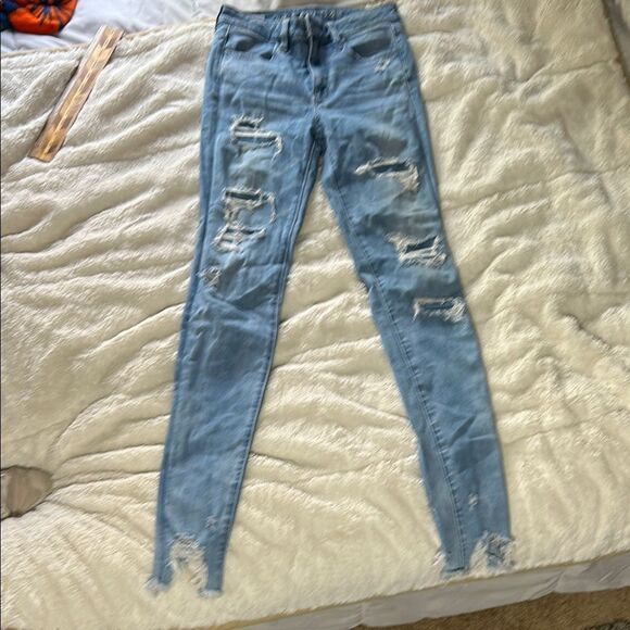 American Eagle Outfitters Women's Blue Distressed Jeans size 2 hi-rise - Picture 3 of 8